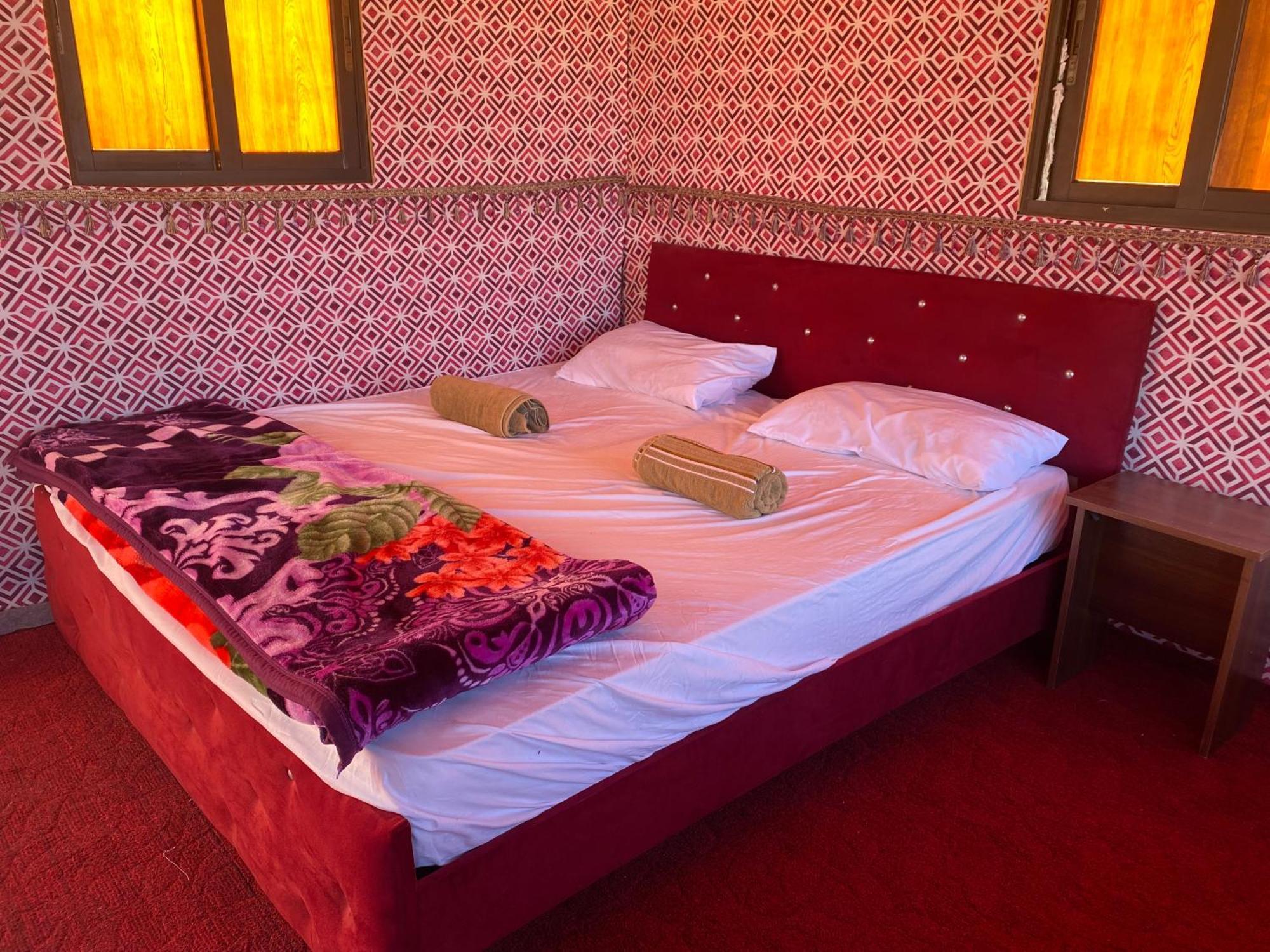 Wadi Rum Bedouin City Camp & Tours 外观 照片