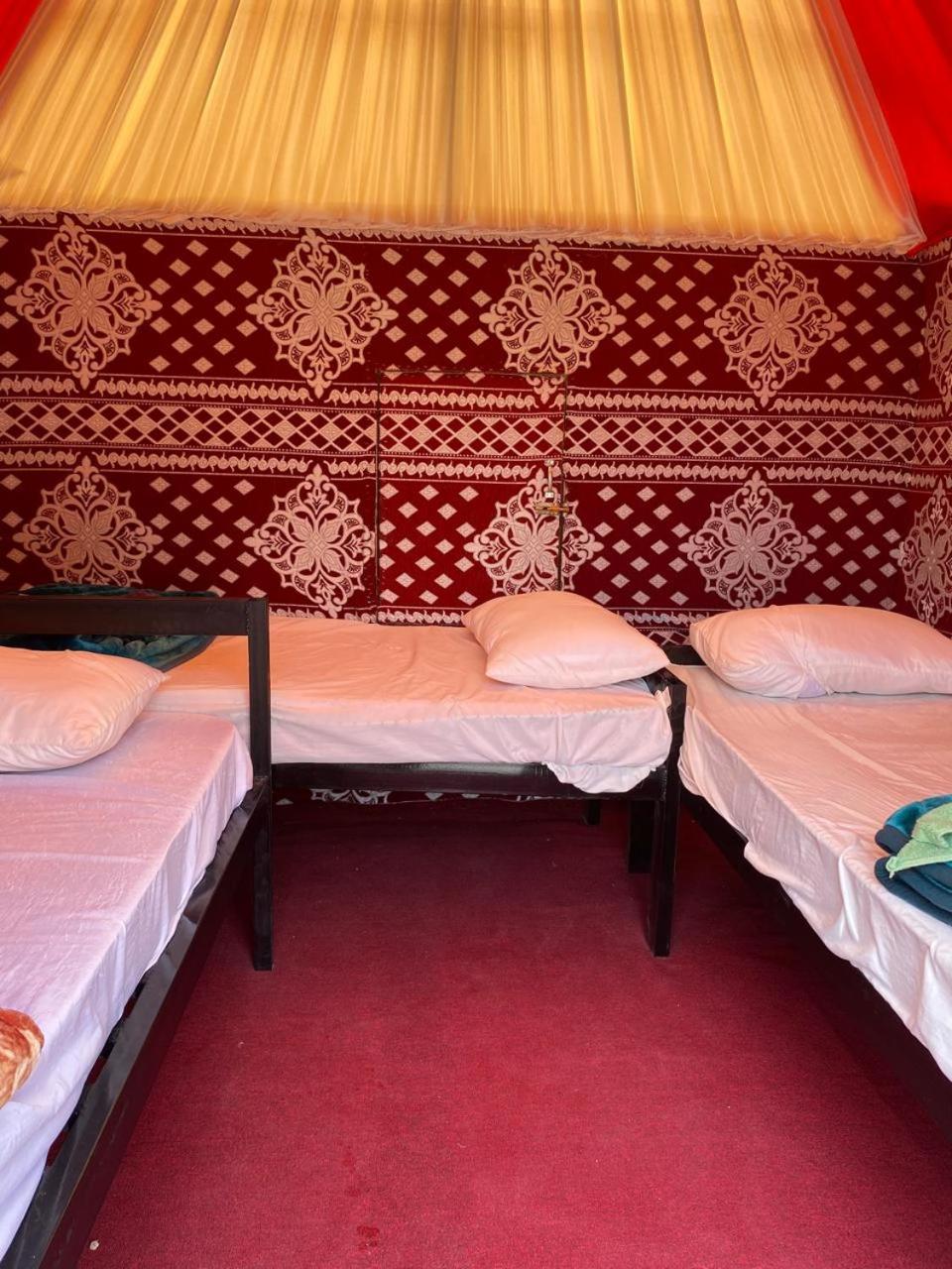 Wadi Rum Bedouin City Camp & Tours 外观 照片